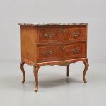1298 9415 CHEST OF DRAWERS